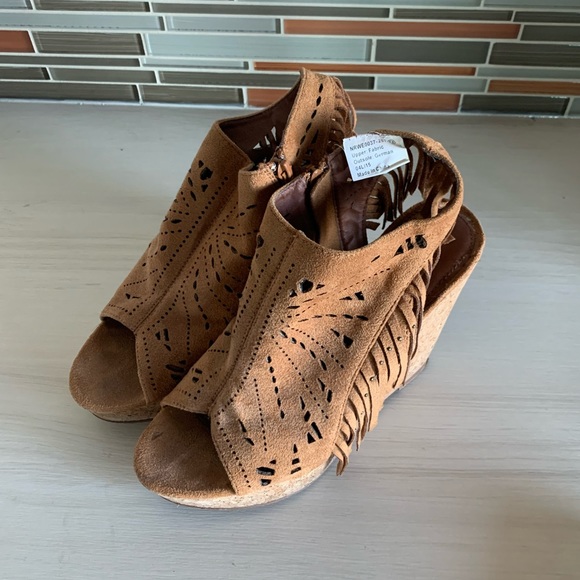 Not Rated Shoes - 🎉🎉 Host Pick 🎉🎉 Women’s Not Rated Wedges
